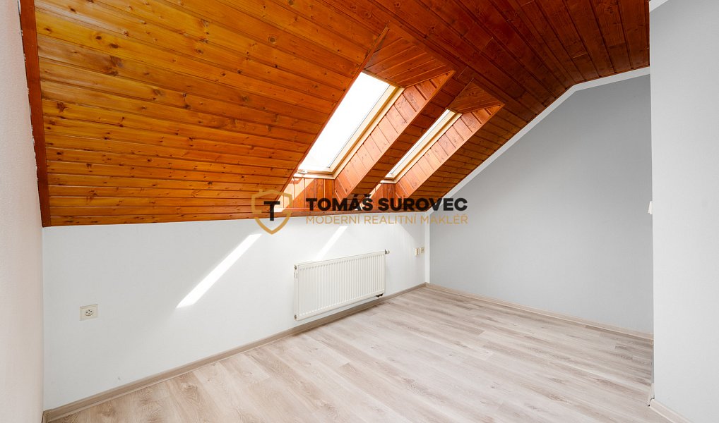 Prodej domu 190 m² s pozemkem 2 327 m², Lešná – náhled fotky 10