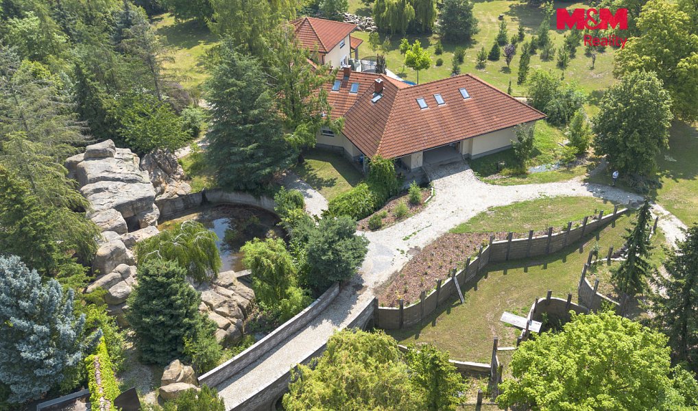 Prodej domu 996 m² s pozemkem 162 727 m², Kolín – náhled fotky 9