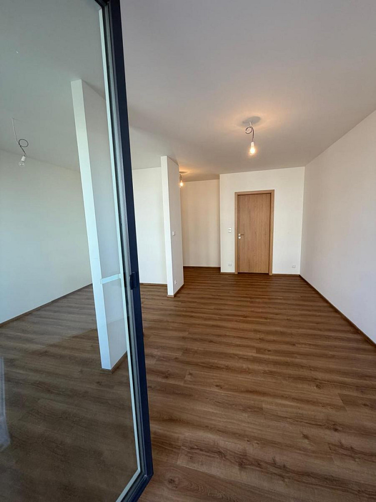 Pronájem bytu 1+kk 38 m² – fotografie 5