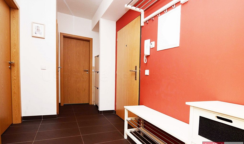 Prodej bytu 4+1 116 m², Rudná – náhled fotky 5
