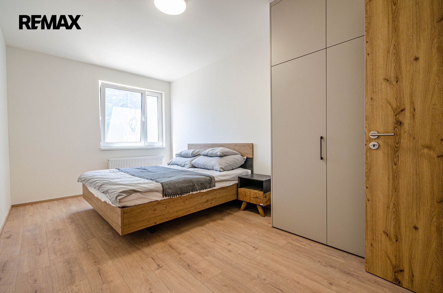 Prodej bytu 2+kk 54 m² – pohled 4