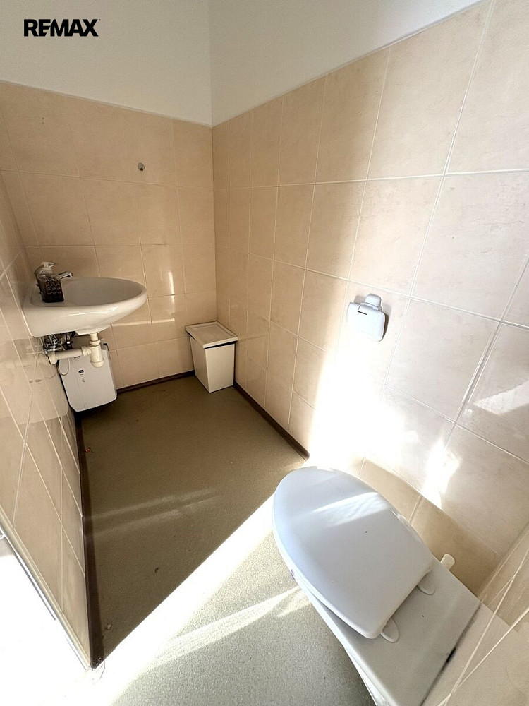 Pronájem obchodních prostor 17 m² – fotografie 4