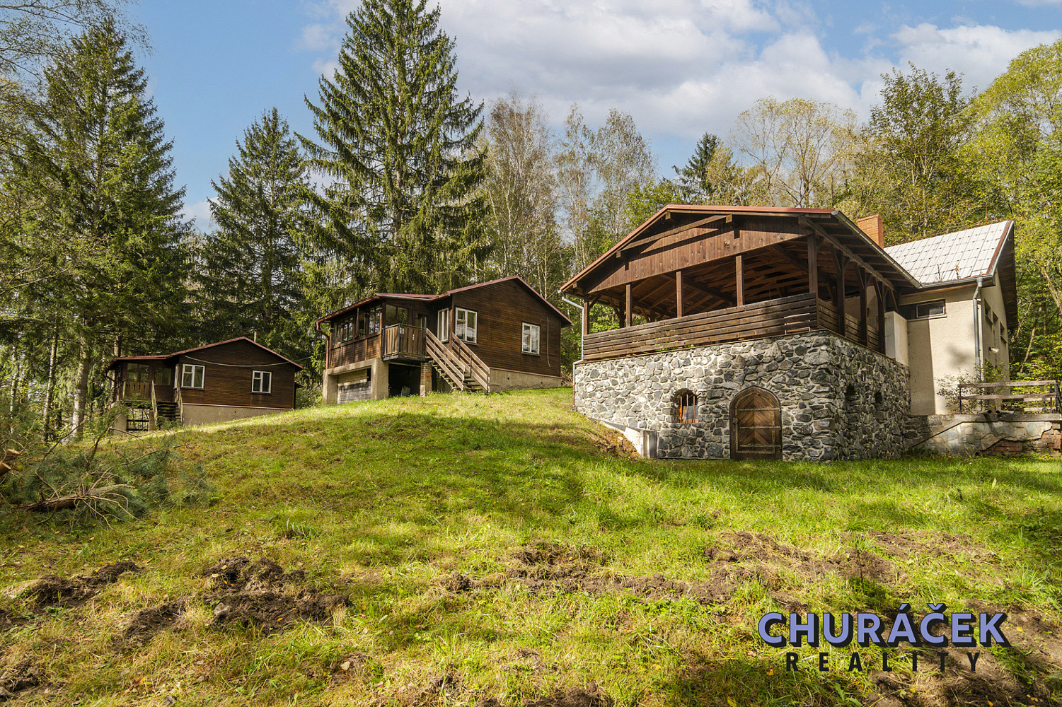 Prodej komerčního pozemku 16 220 m²