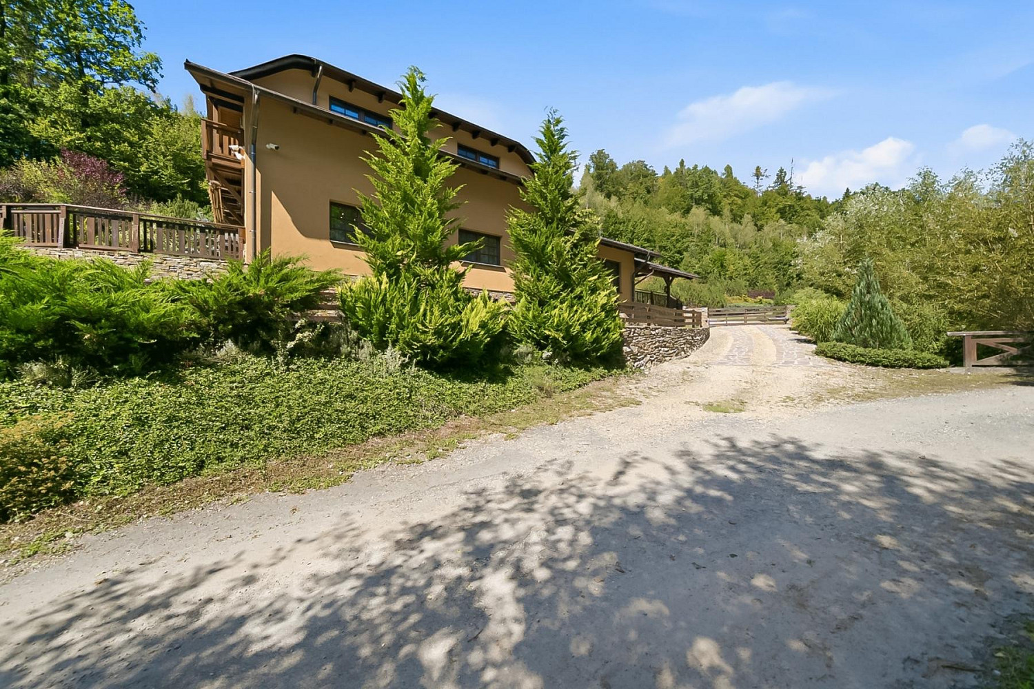 Prodej komerčního objektu (jiného typu) 247 m² – fotografie 5