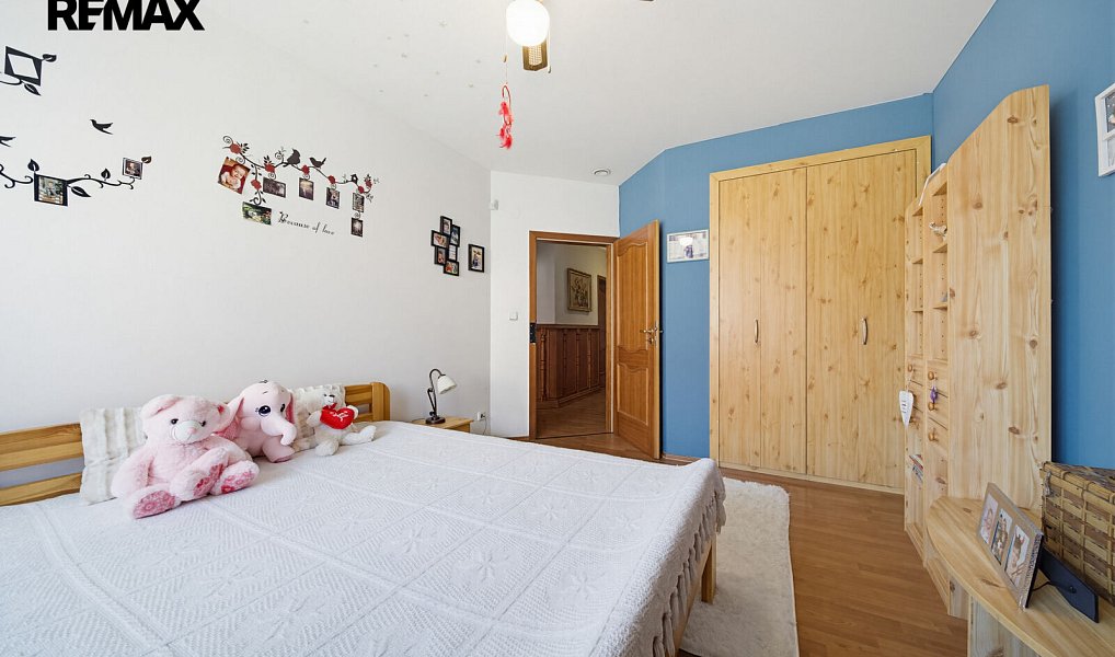 Prodej domu 217 m² s pozemkem 1 818 m², Louny – náhled fotky 21