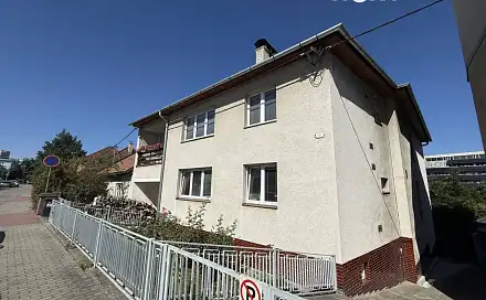 Pronájem bytu 1+kk 25 m², L. Váchy, Zlín - Prštné