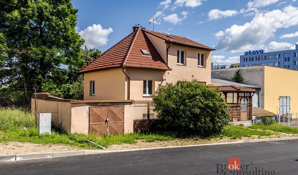 Prodej domu 148 m² s pozemkem 682 m², Písek – náhled fotky 2