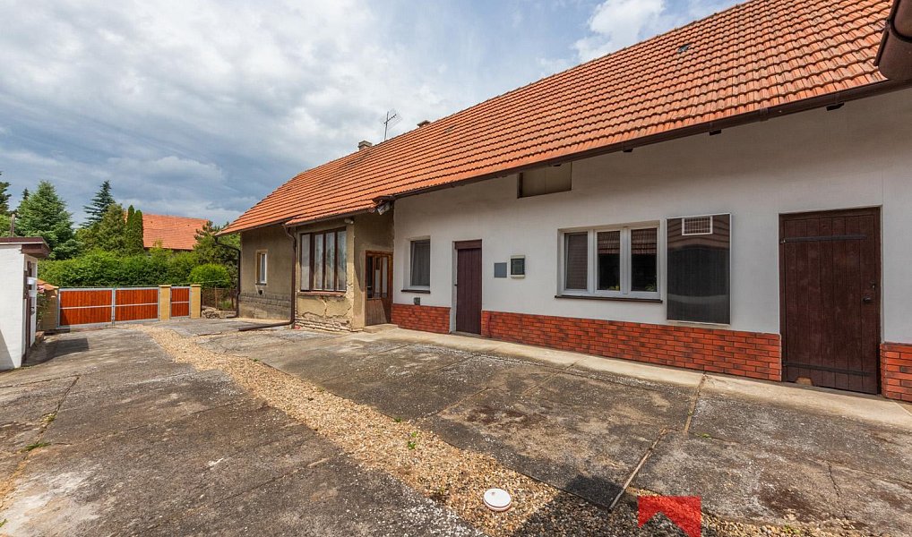 Prodej domu 322 m² s pozemkem 498 m², Nová Ves – náhled fotky 4