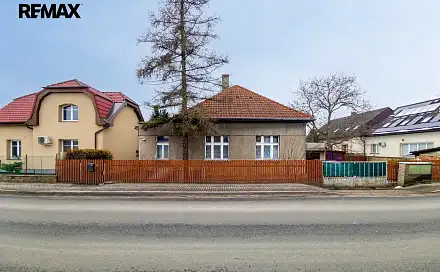 Prodej domu 75 m² s pozemkem 899 m², Boleslavská, Tišice, okres Mělník