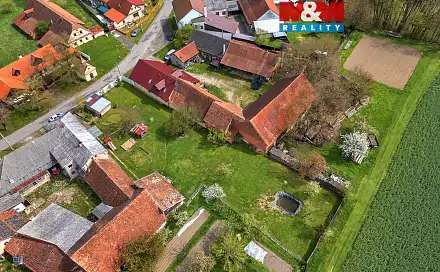 Prodej stavebního pozemku 1 256 m², Chroustovice - Mentour, okres Chrudim