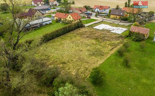 Prodej stavebního pozemku 1 104 m², Zálezlice - Kozárovice, okres Mělník