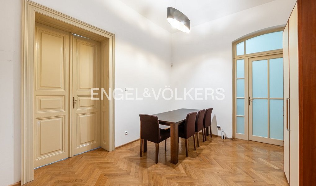 Pronájem bytu 3+1 115 m², Praha – náhled fotky 6