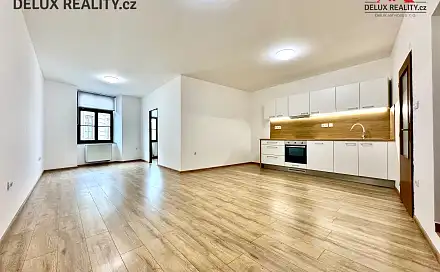 Pronájem bytu 2+kk 57 m², Velká Michalská, Znojmo