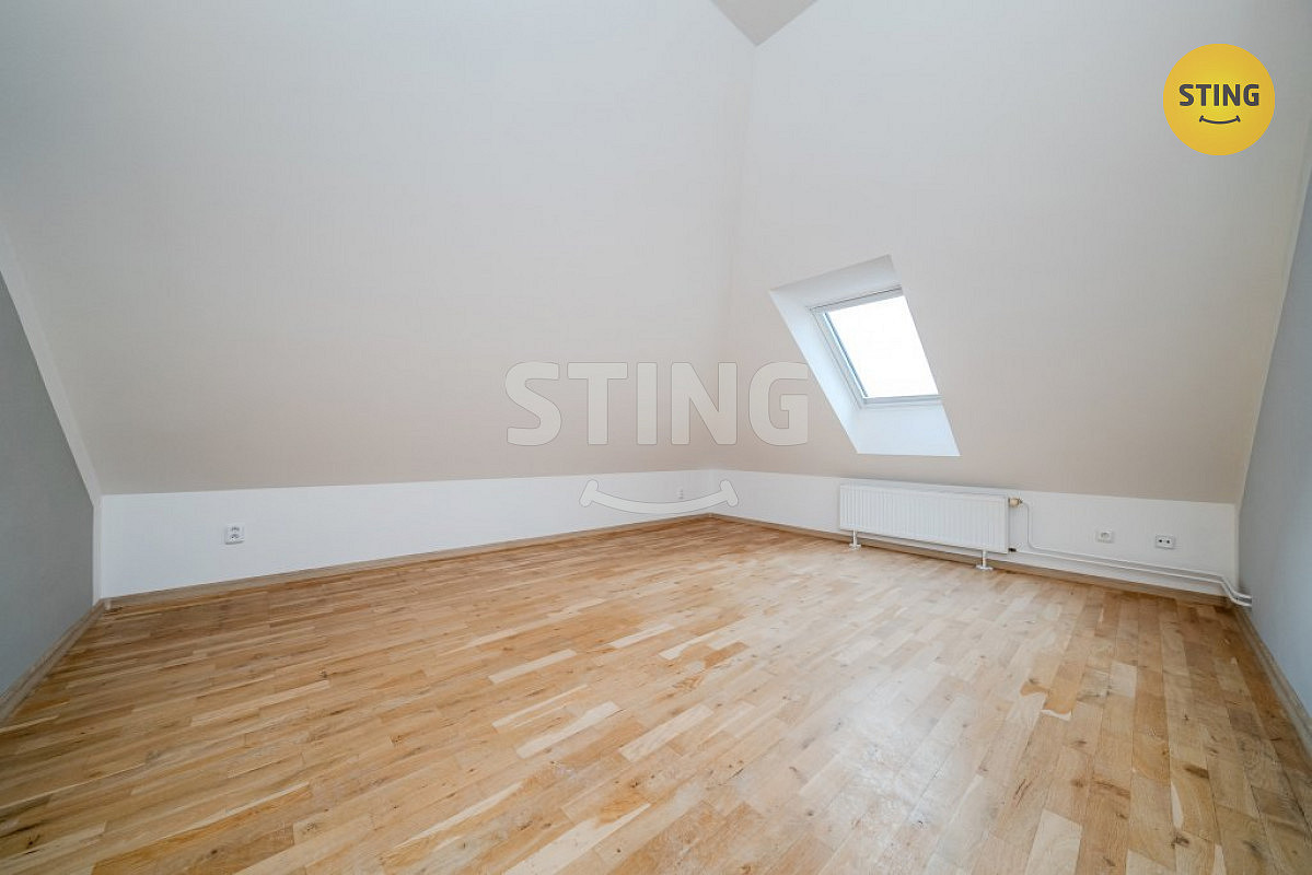 Pronájem bytu 3+1 100 m² – fotografie 4