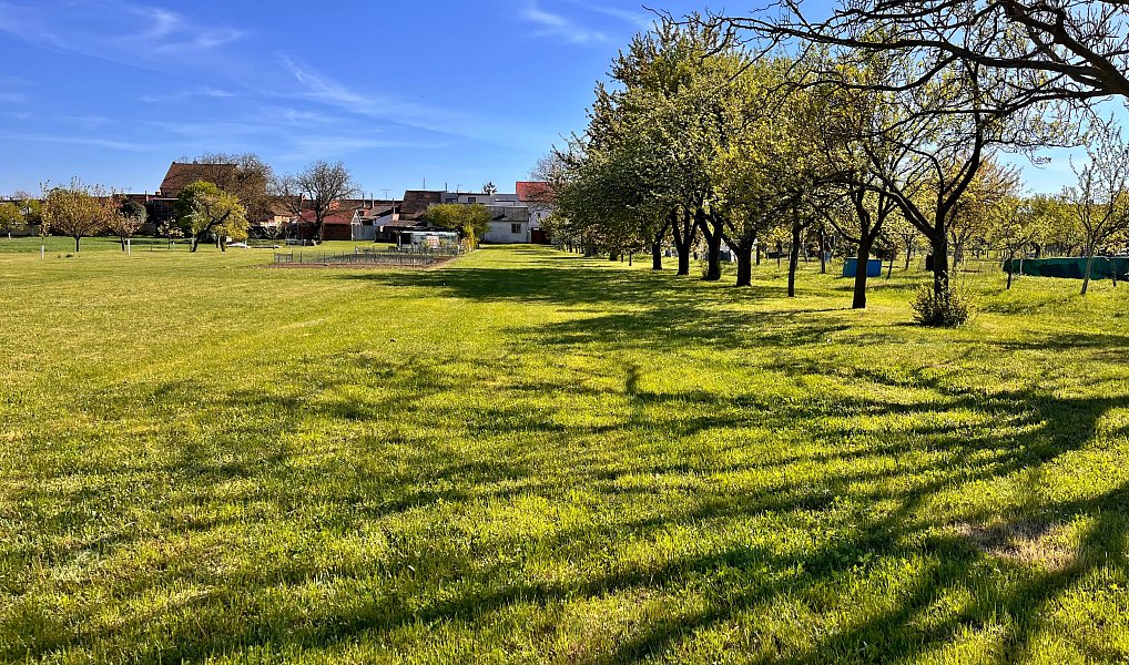 Prodej domu 260 m² s pozemkem 2 162 m², Kunovice – náhled fotky 36