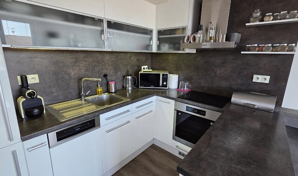 Pronájem bytu 2+kk 53 m², Brno – náhled fotky 4