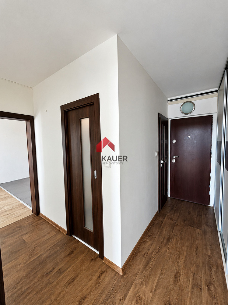 Pronájem bytu 2+kk 48 m² – fotografie 5