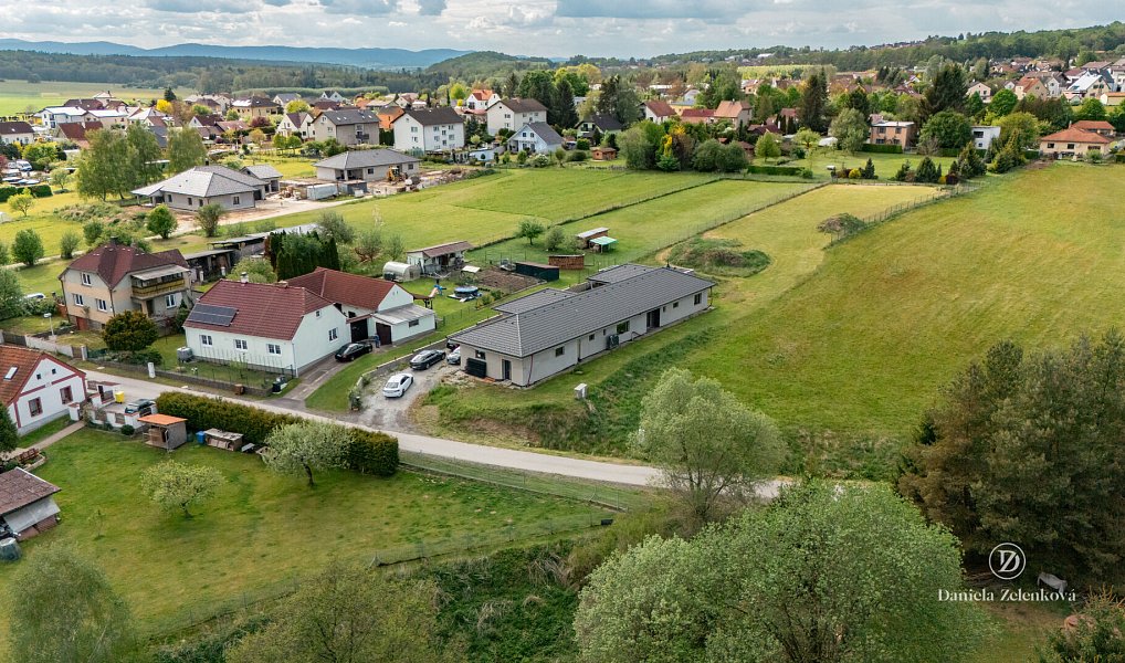 Prodej domu 240 m² s pozemkem 1 615 m², Nová Ves – náhled fotky 4