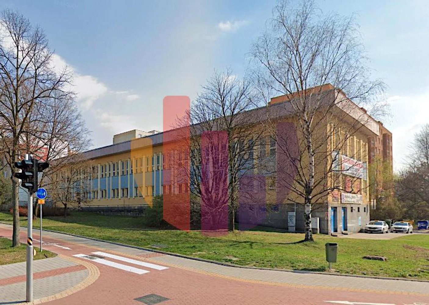 Pronájem skladovacích prostor 513 m²