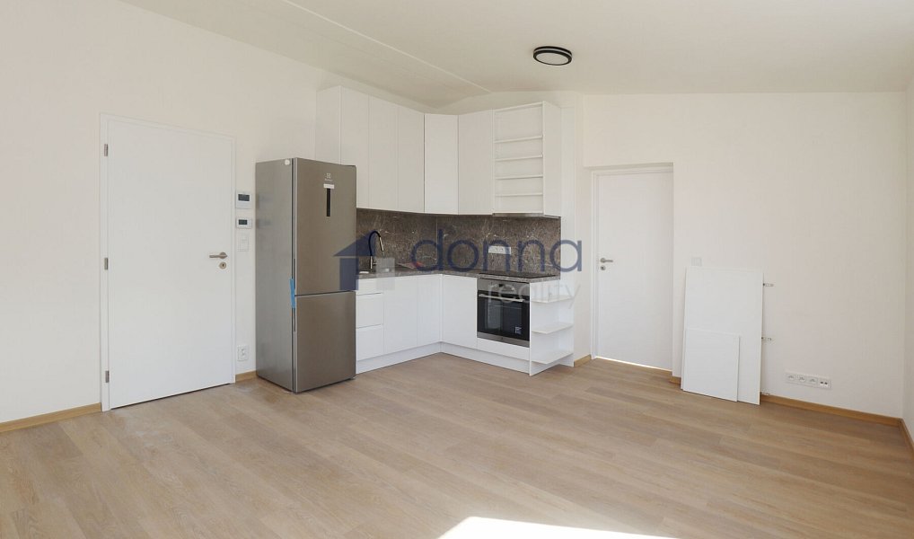 Pronájem bytu 2+kk 45 m², Praha – náhled fotky 4
