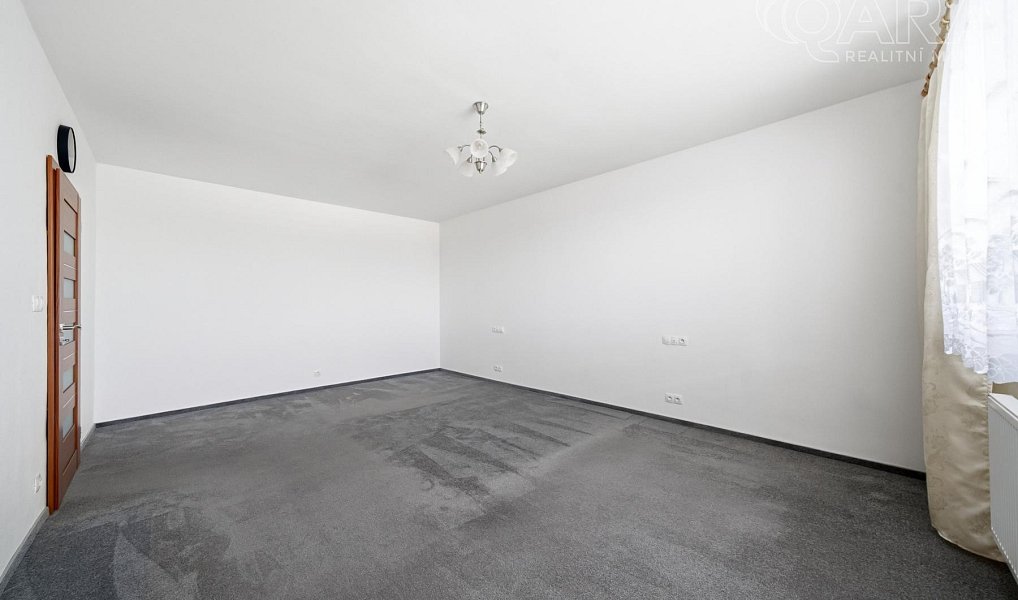 Prodej domu 295 m² s pozemkem 707 m², Litenčice – náhled fotky 36