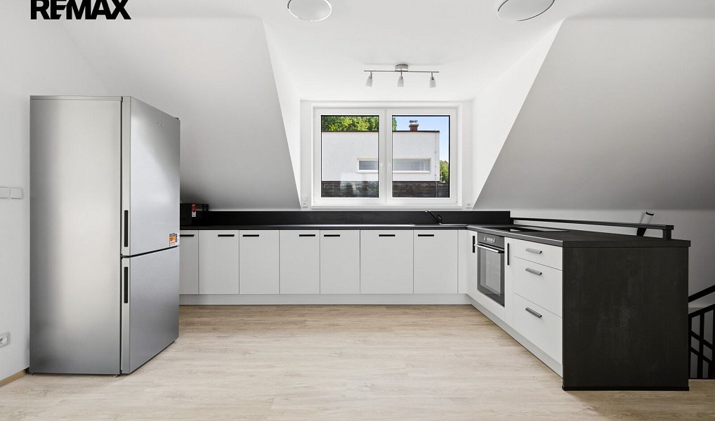 Prodej domu 152 m² s pozemkem 642 m², Dolní Dobrouč – náhled fotky 7