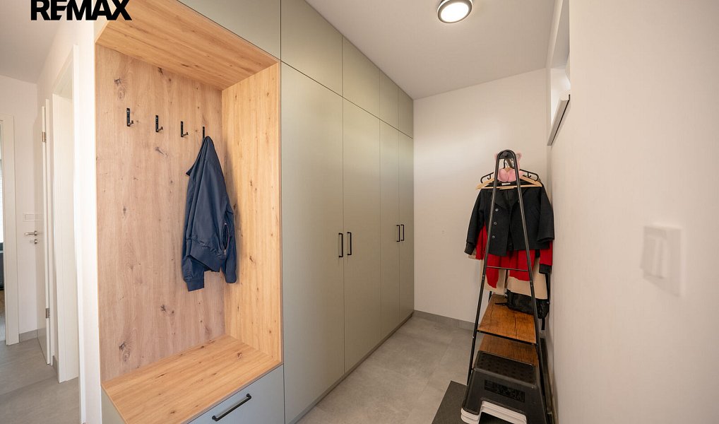 Pronájem domu 161 m² s pozemkem 403 m², Praha – náhled fotky 15