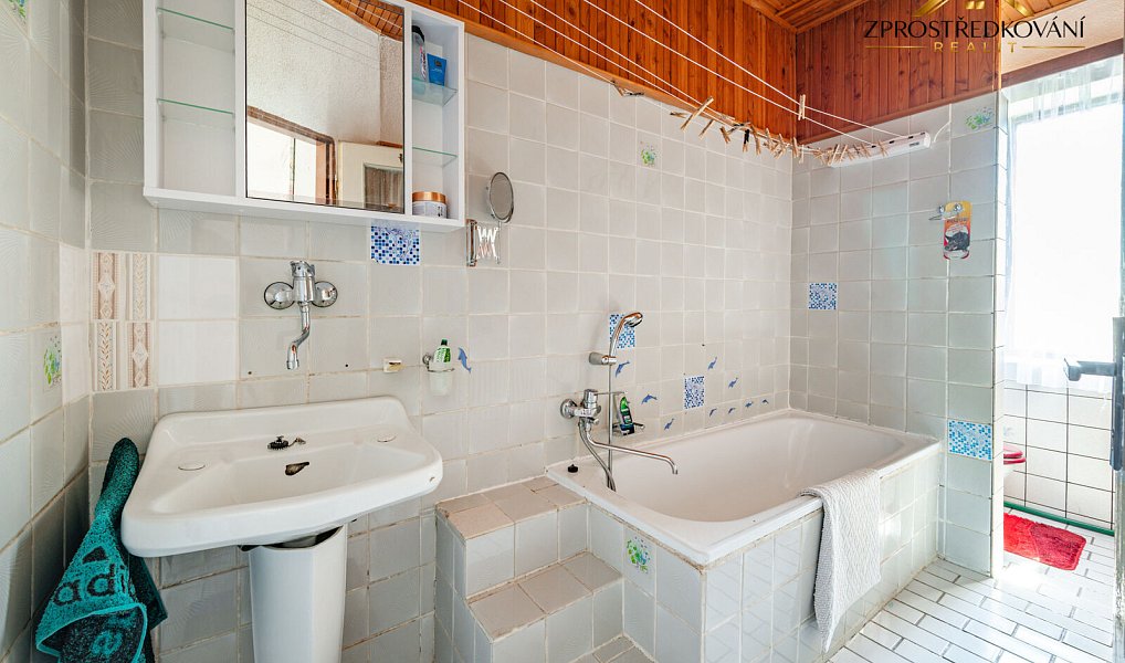 Prodej domu 250 m² s pozemkem 382 m², Abertamy – náhled fotky 11