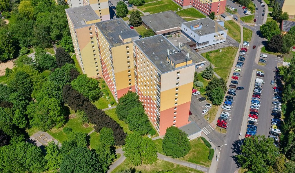 Prodej bytu 2+1 62 m², Chomutov – náhled fotky 2