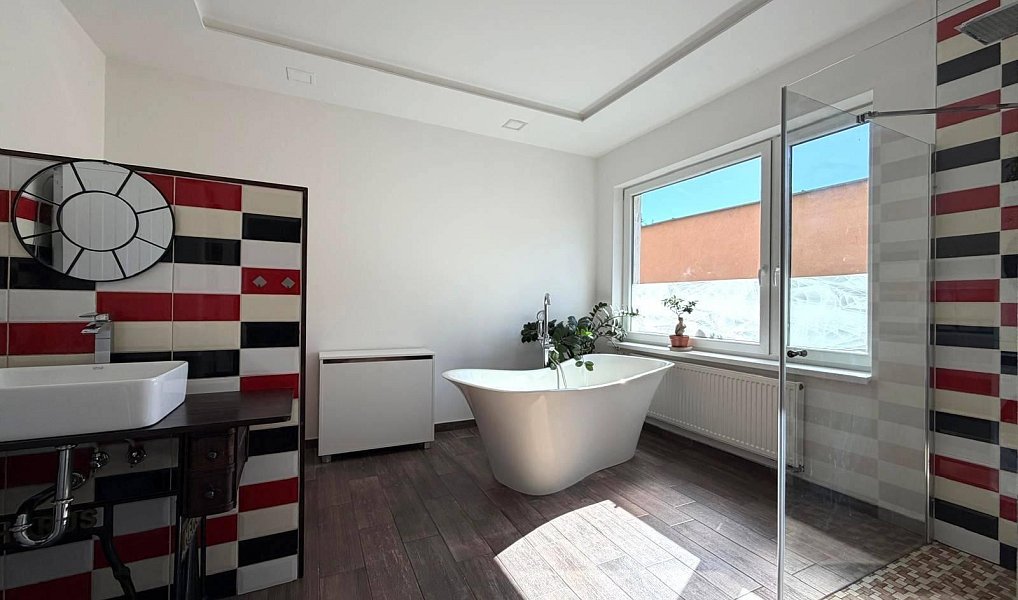 Prodej domu 230 m² s pozemkem 527 m², Jirkov – náhled fotky 3