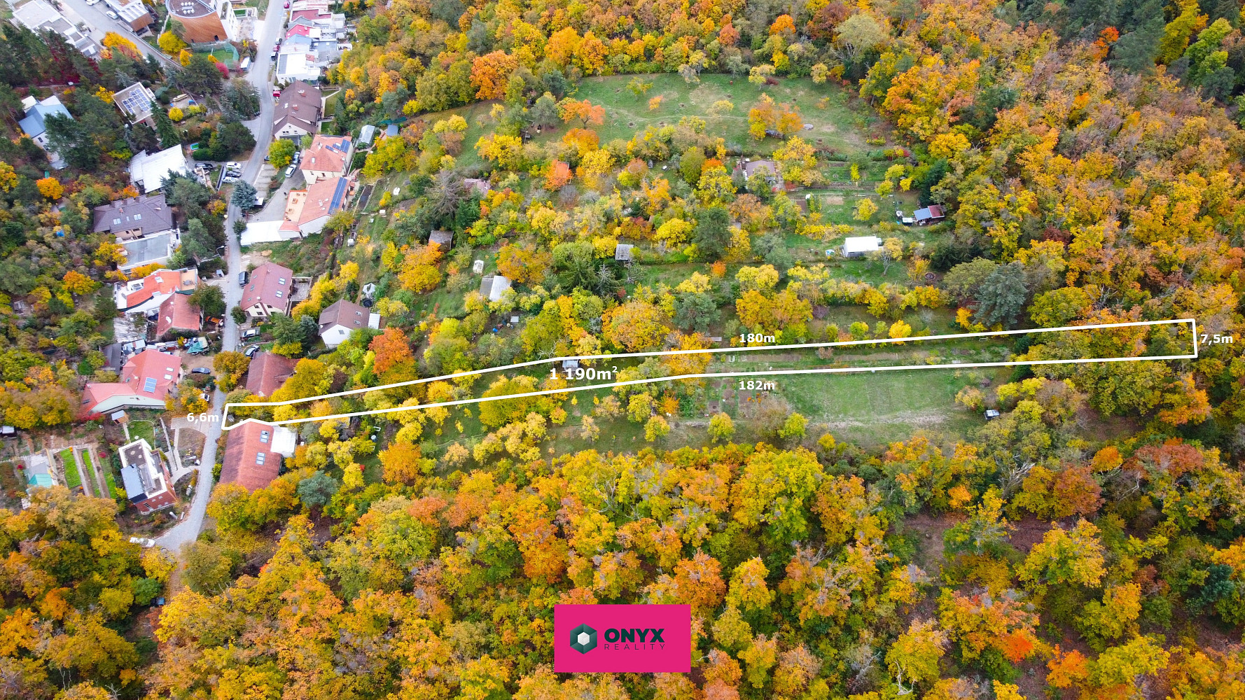 Prodej stavebního pozemku 1 190 m²