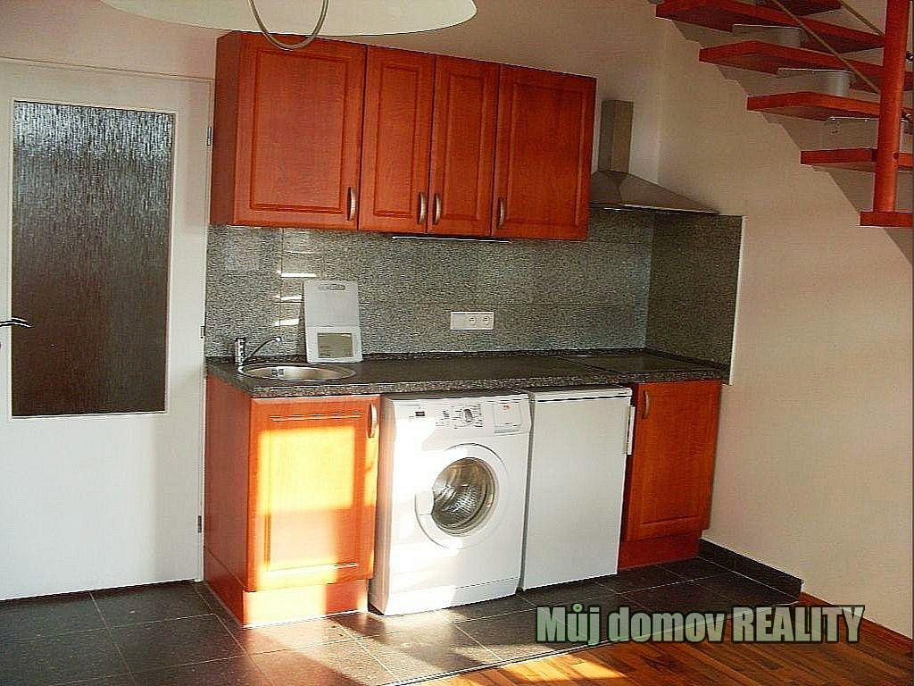 Pronájem bytu 2+kk 45 m²