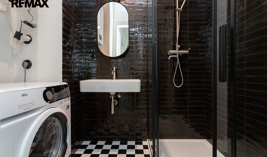 Pronájem bytu 2+kk 65 m², Praha – náhled fotky 13