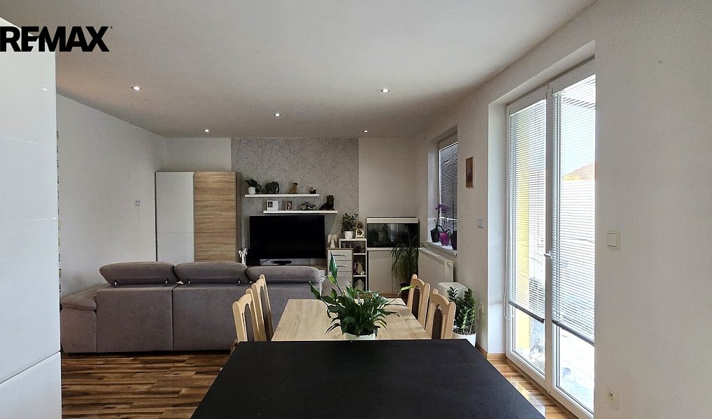Prodej domu 89 m² s pozemkem 1 057 m², Kožlany – náhled fotky 6