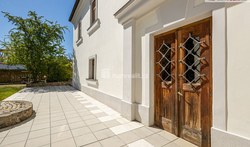 Prodej domu 266 m² s pozemkem 6 387 m², Pyšely – náhled fotky 2