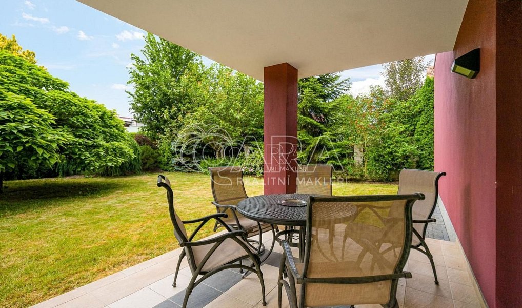 Prodej domu 470 m² s pozemkem 1 038 m², Praha – náhled fotky 12