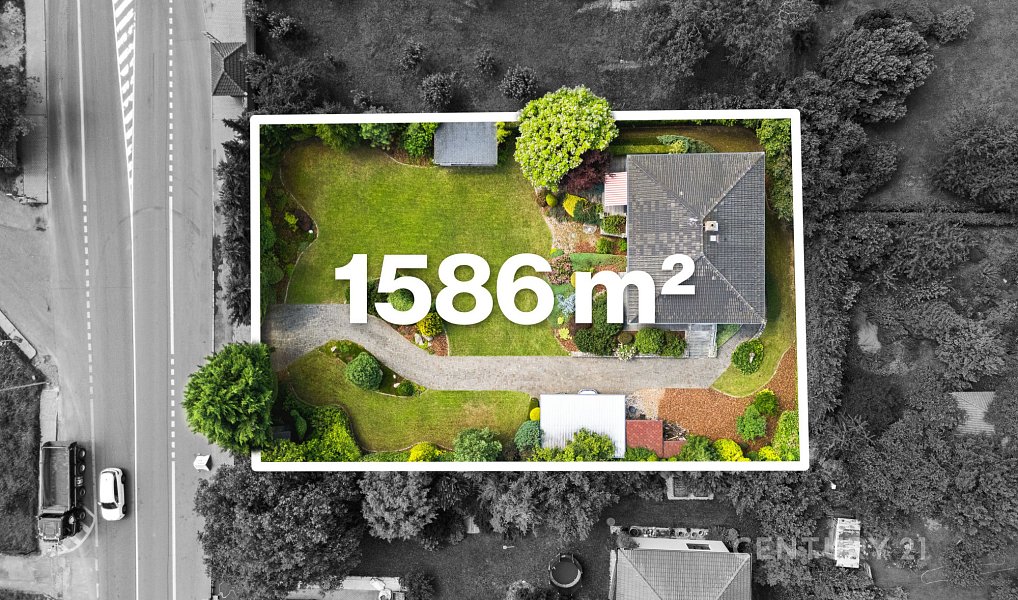Pronájem domu 210 m² s pozemkem 1 586 m², Mukařov – náhled fotky 39