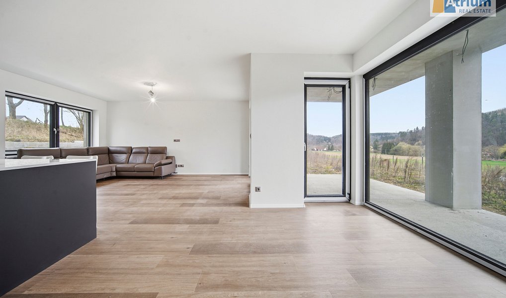 Prodej domu 194 m² s pozemkem 1 483 m², Kácov – náhled fotky 12