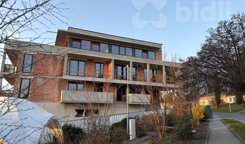Prodej bytu 3+kk 121 m², Zlín – náhled fotky 2