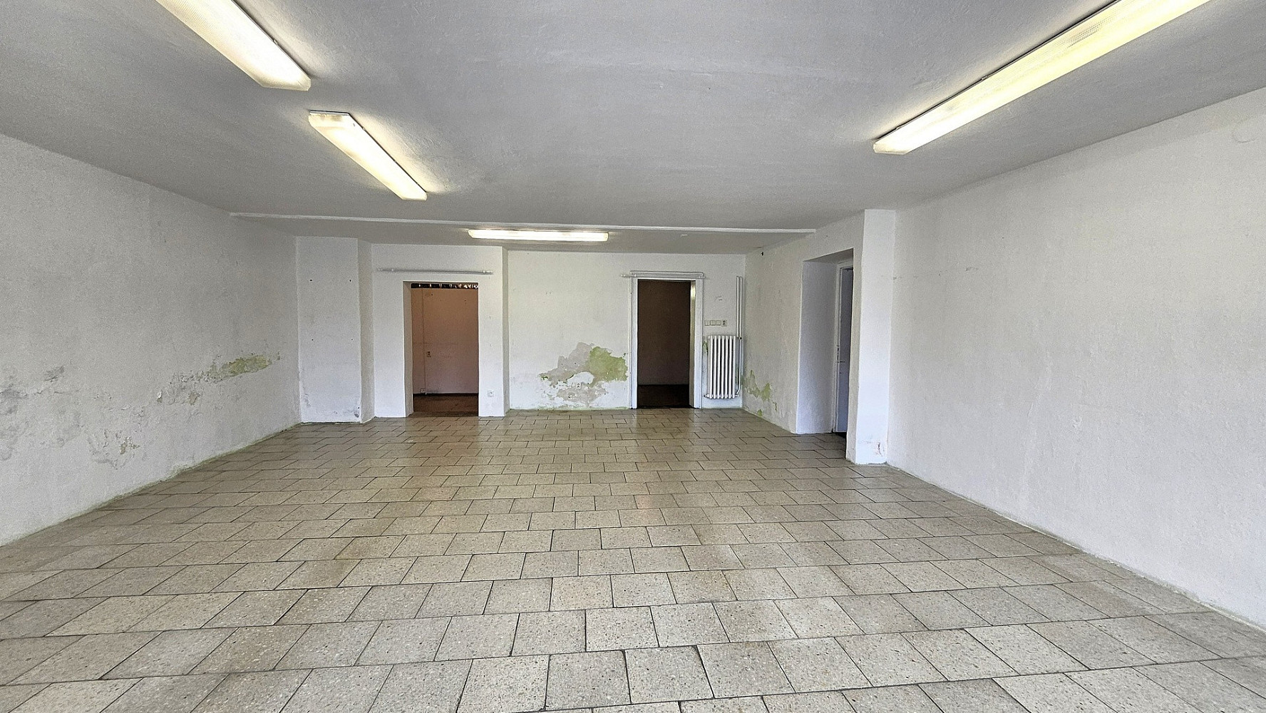 Pronájem obchodních prostor 150 m² – fotografie 4