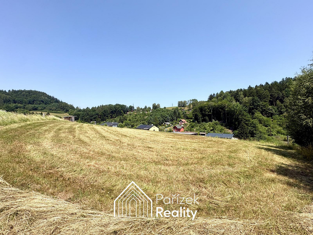 Prodej stavebního pozemku 1 003 m² – fotografie 2