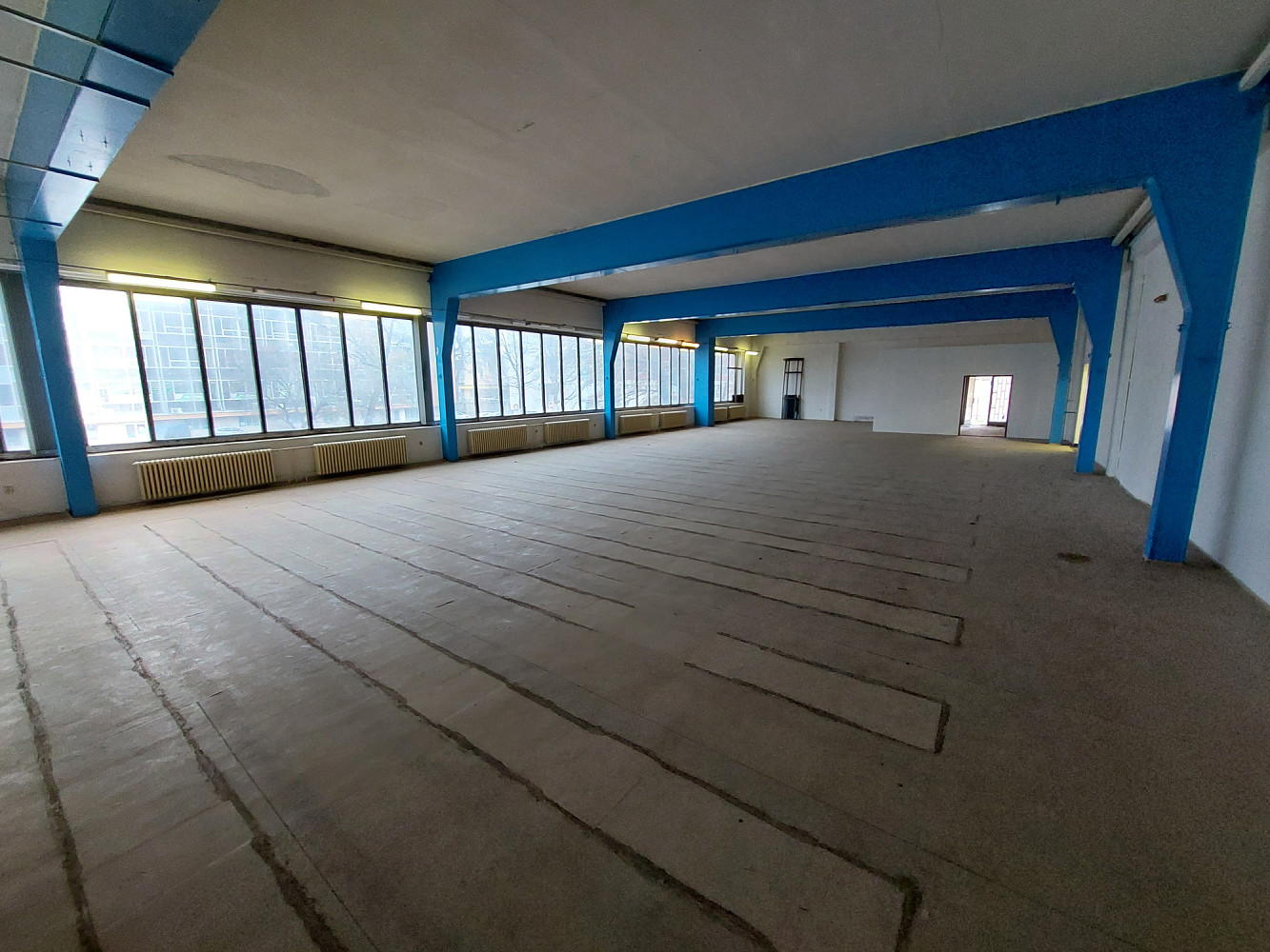 Pronájem skladovacích prostor 361 m²