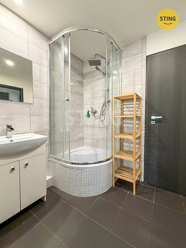 Prodej domu 350 m² s pozemkem 675 m² — photo 4