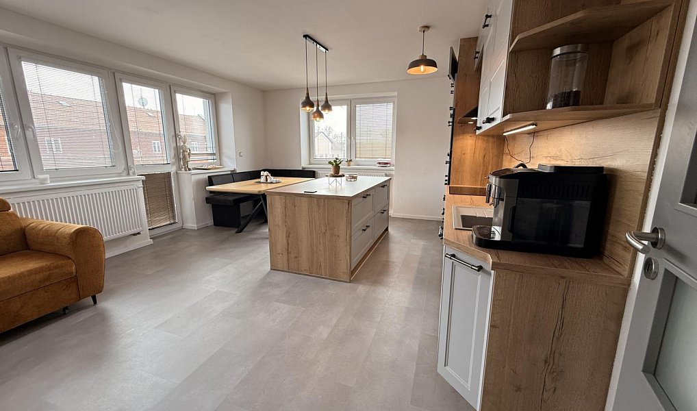 Prodej domu 164 m² s pozemkem 818 m², Stařechovice – náhled fotky 12