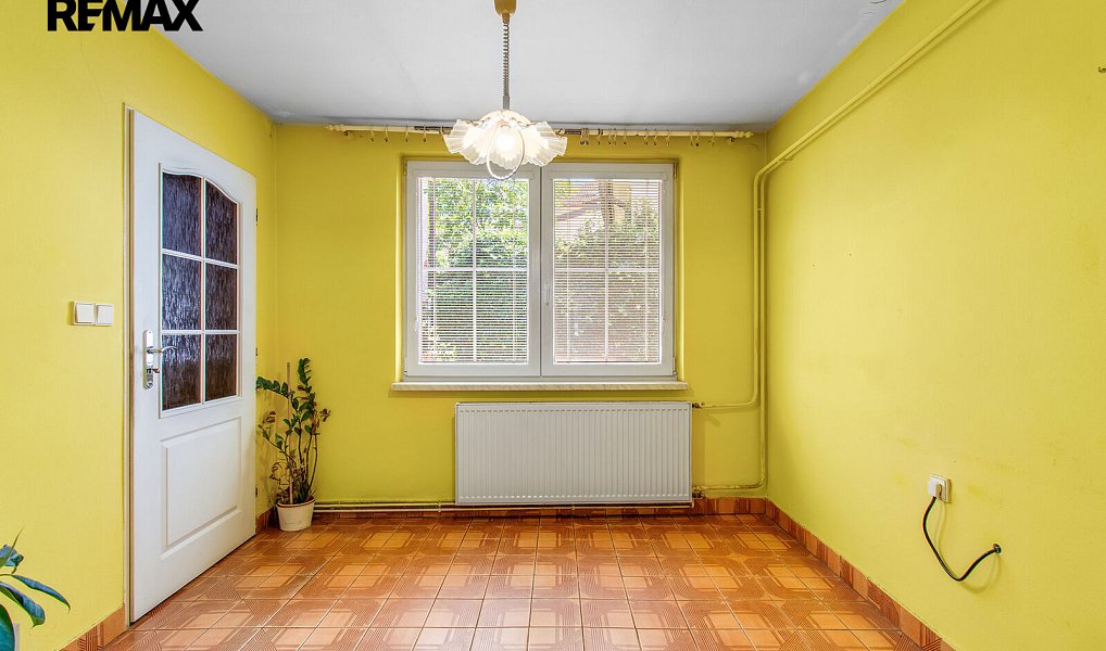 Prodej domu 186 m² s pozemkem 390 m², Břasy – náhled fotky 17