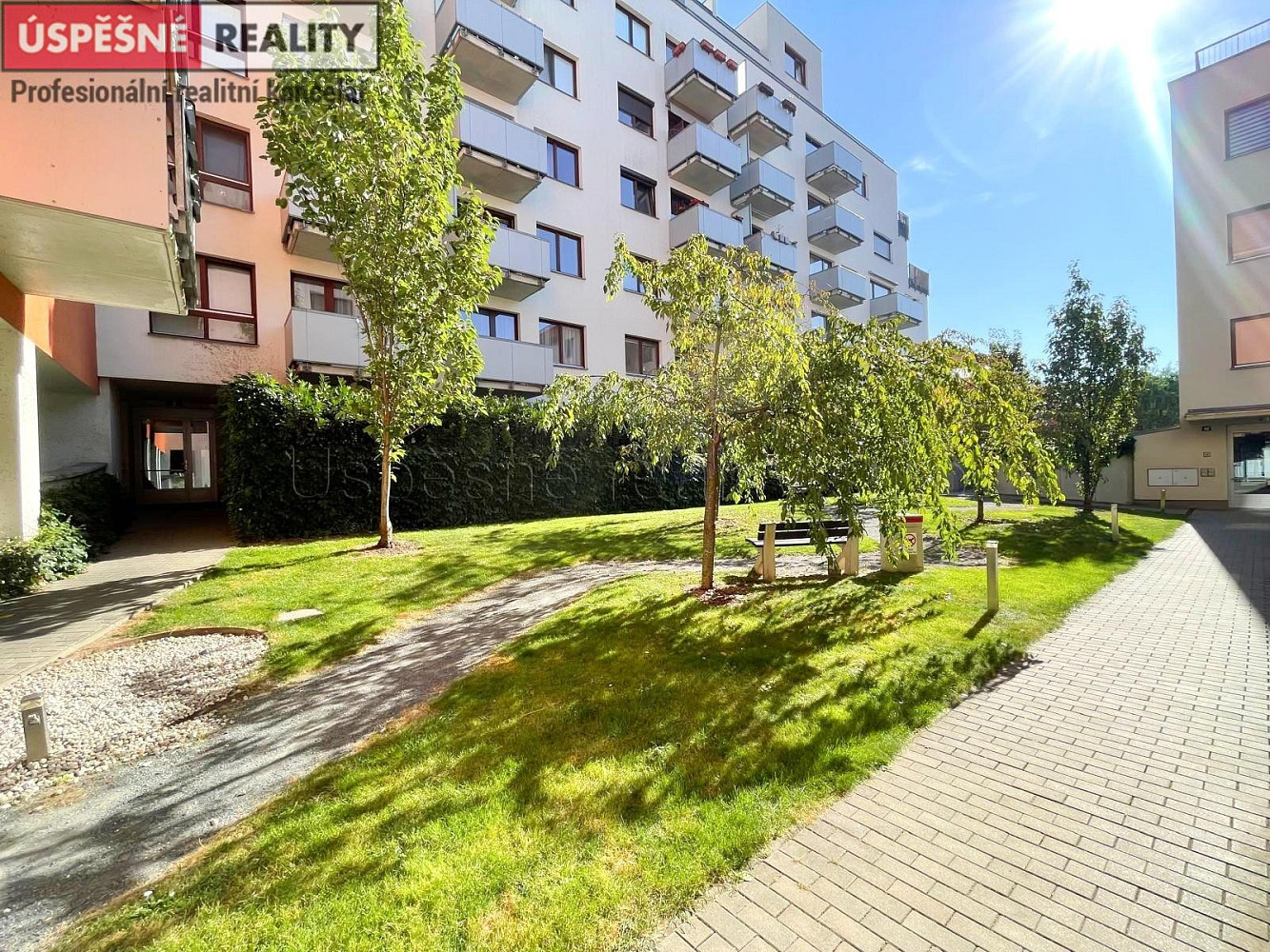 Pronájem bytu 2+kk 52 m²