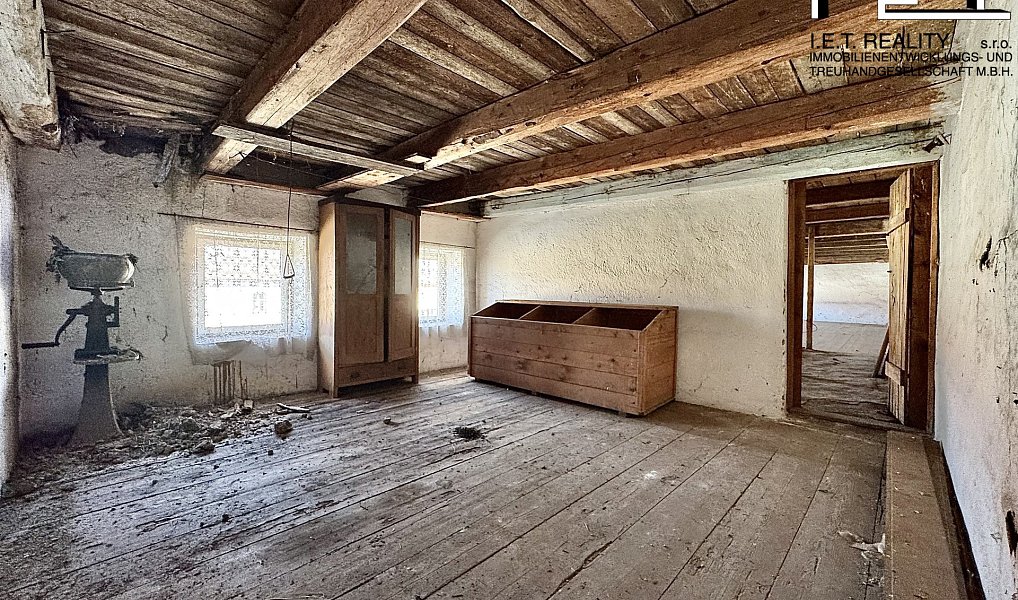 Prodej domu 300 m² s pozemkem 1 377 m², Skalka – náhled fotky 13