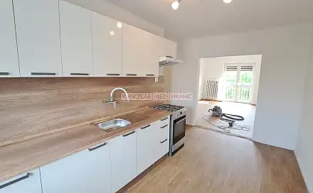 Prodej bytu 2+1 56 m², Josefa Sousedíka, Vsetín