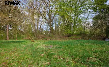 Prodej stavebního pozemku 1 094 m², Kamenice, okres Praha-východ