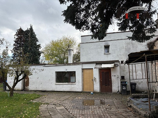 Prodej domu 210 m² s pozemkem 550 m²